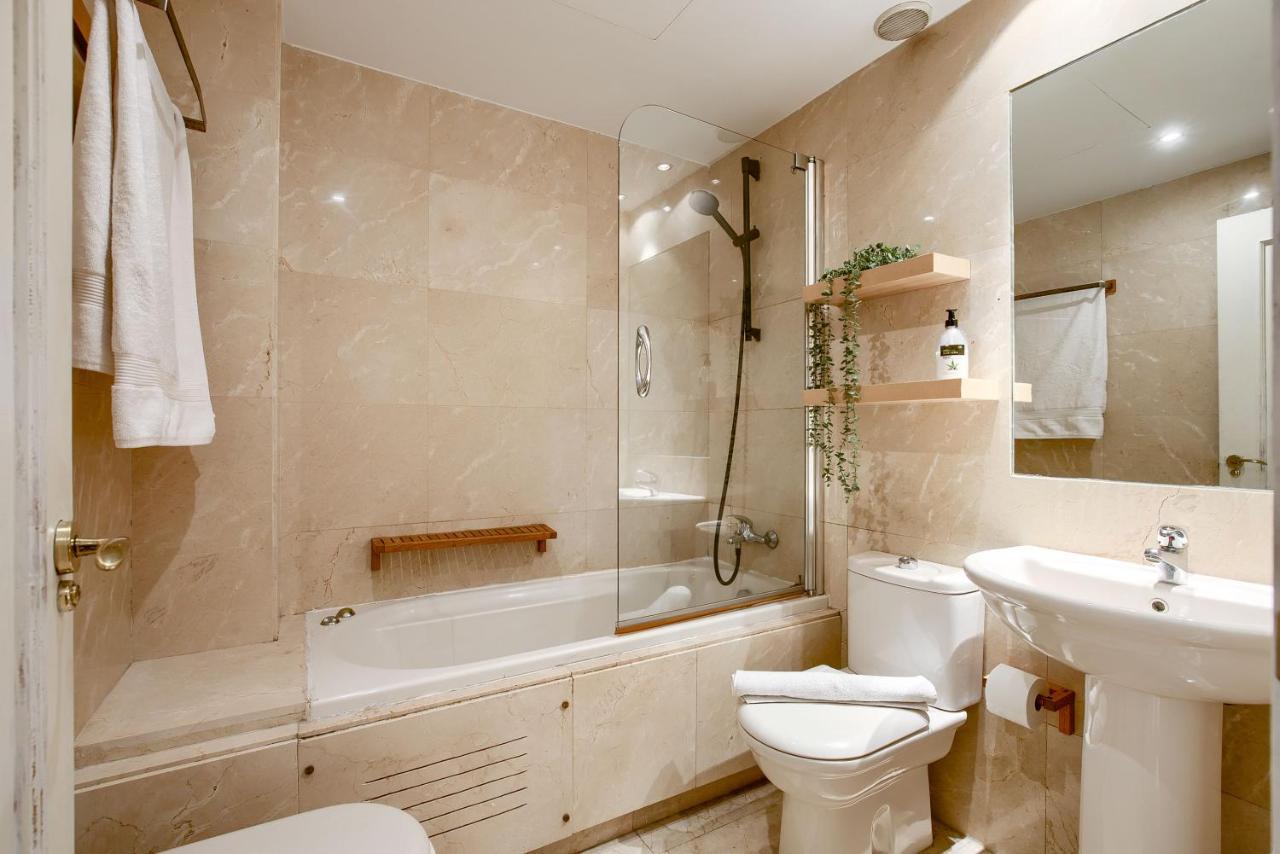 Apartamento En Chamberi Con Piscina - Lovely Apartment In The City Center With Swimming Pool Madri Exterior foto